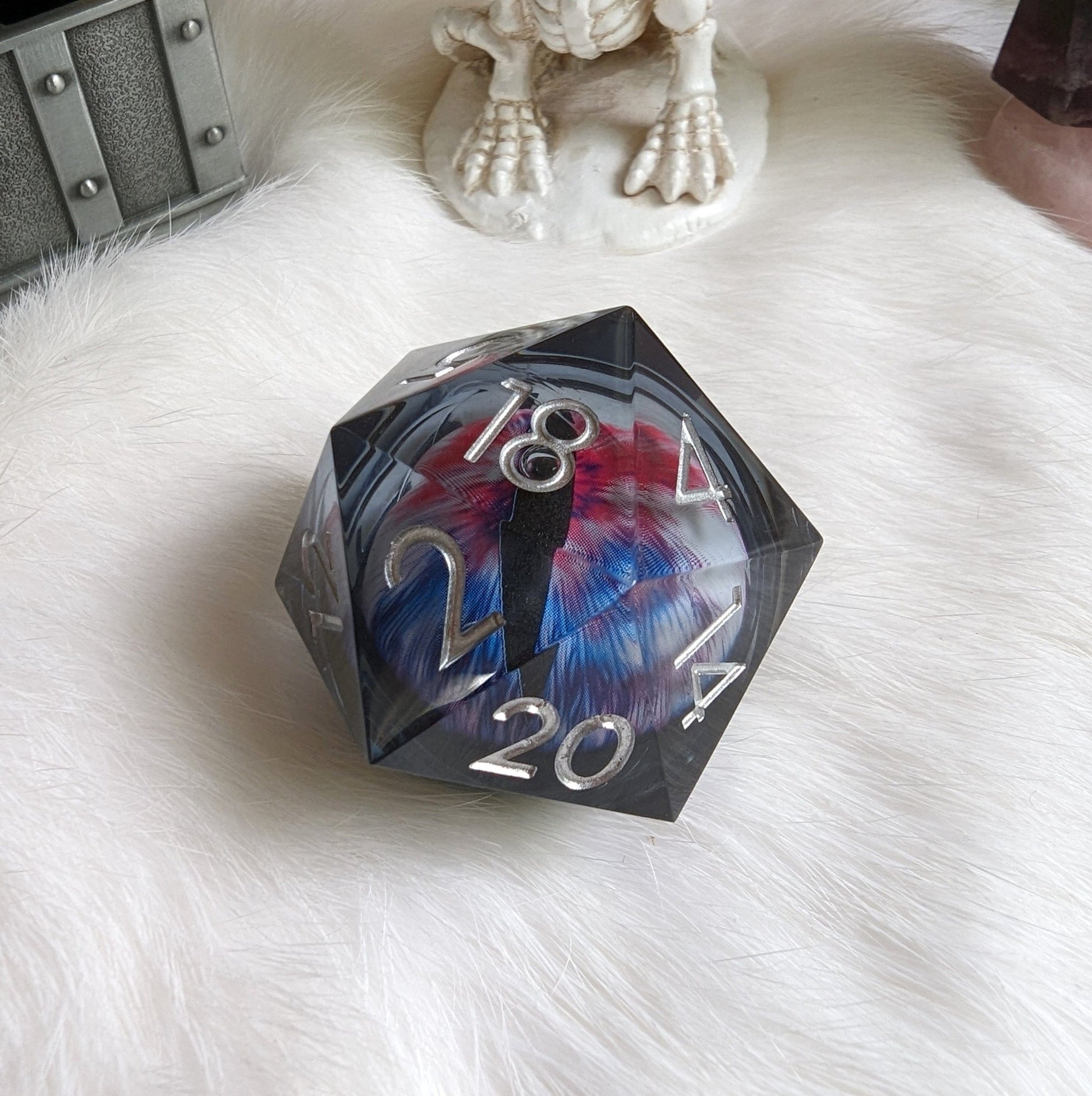 Liquid Core Eye Large D20 White Red Blue – 1.5" Moving Eye DnD Die - Fennek and Finch