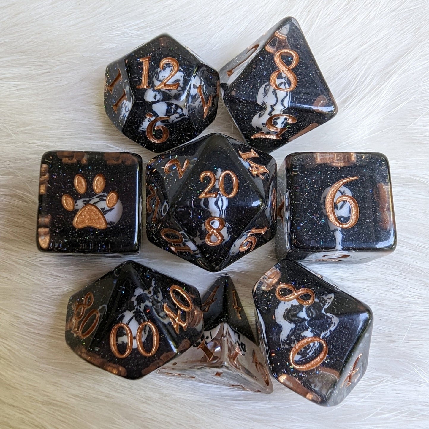 Mementos Dice Set – 8-Piece Bird Skull Raven Queen | Fennek & Finch Dice sets Fennek and Finch