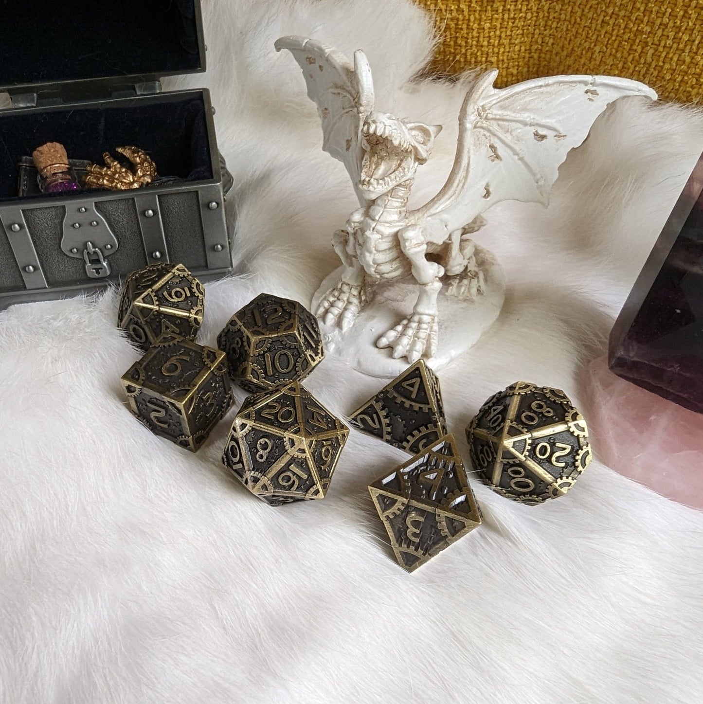 Metal Gears Dice Set Brass – 7 - Piece Clockwork Zinc Alloy DnD Dice - Fennek and Finch