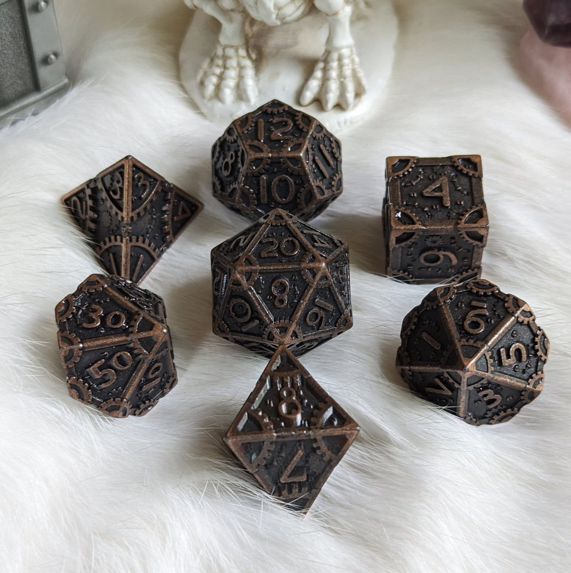 Metal Gears Dice Set Bronze – 7 - Piece Clockwork Zinc Alloy DnD Dice - Fennek and Finch