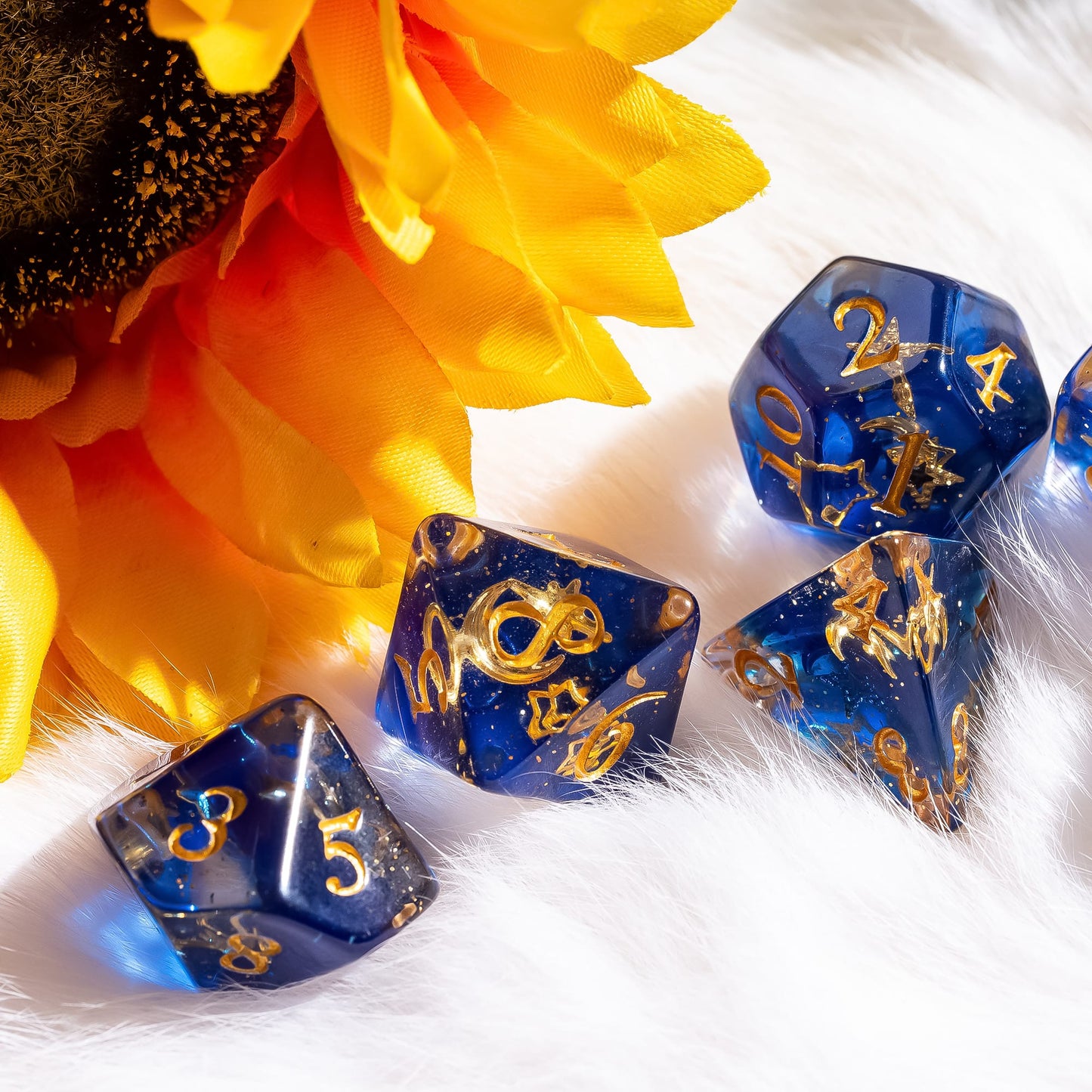 Moon and Stars Dice Set – 8-Piece Glittering Night Sky | Fennek & Finch Dice sets Fennek and Finch