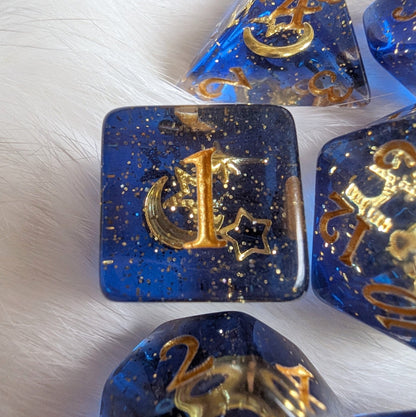 Moon and Stars Dice Set – 8-Piece Glittering Night Sky | Fennek & Finch Dice sets Fennek and Finch