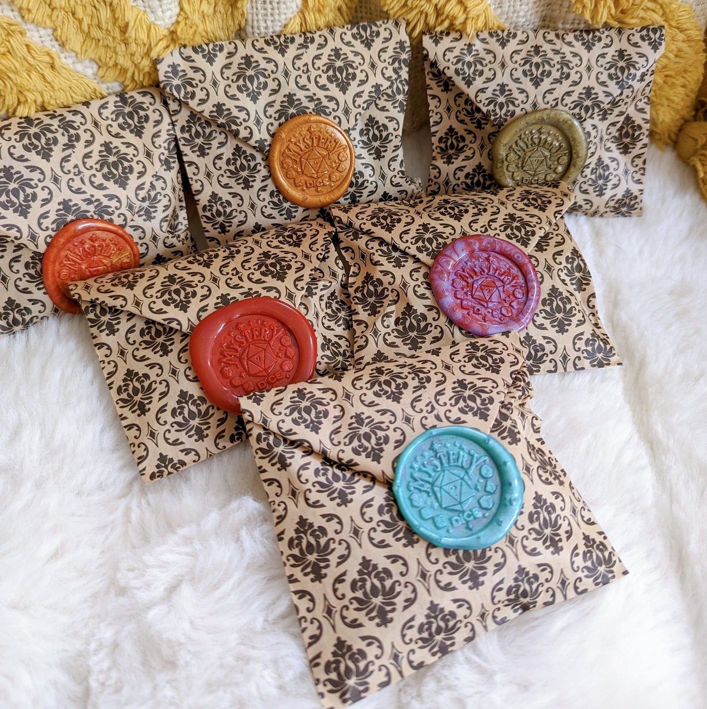 Mystery Dice Packet – Surprise Dice Set or Chonky D20 for DnD Dice Sets & Games Fennek and Finch