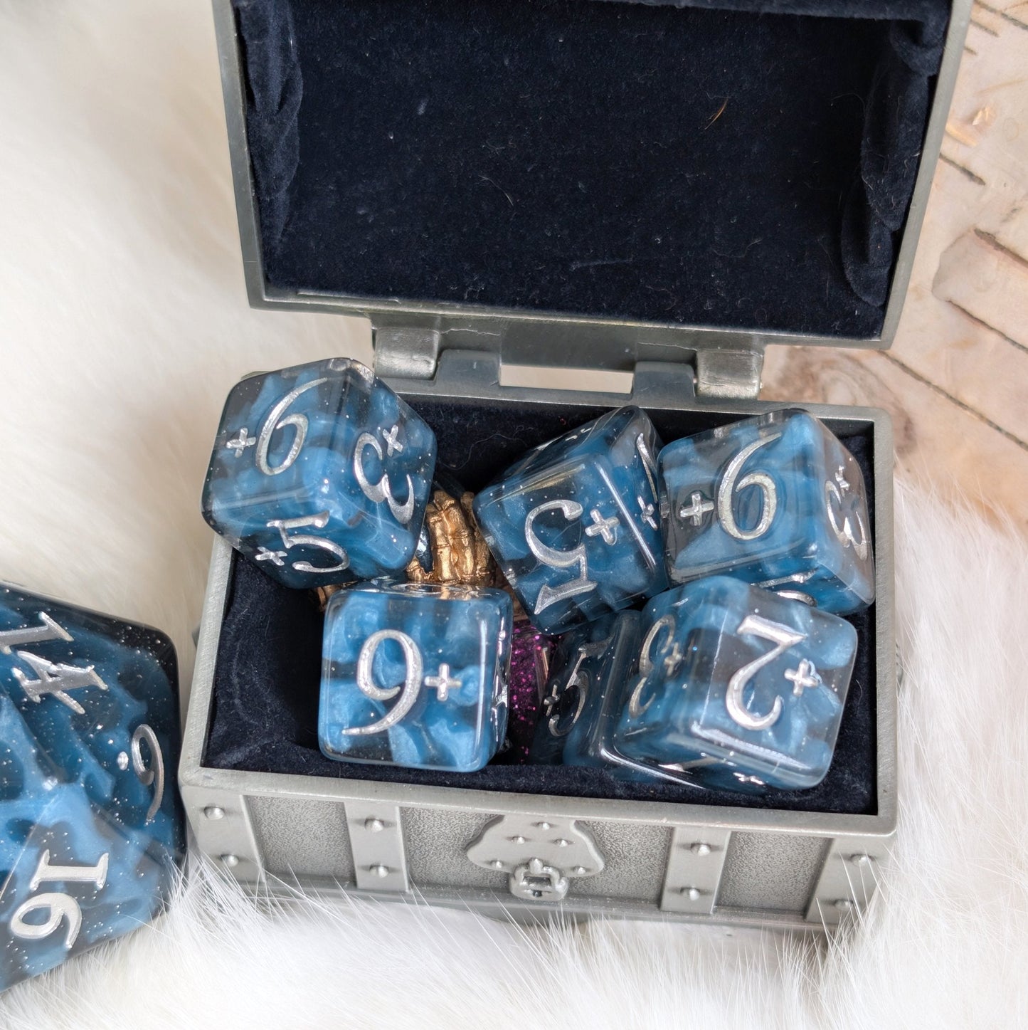 Mystic Mind - Black Blue 6 D6 Positive Counters Dice Fennek and Finch