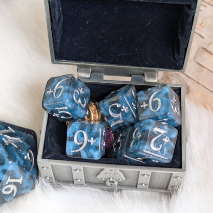 Mystic Mind - Black Blue 6 D6 Positive Counters Dice Fennek and Finch