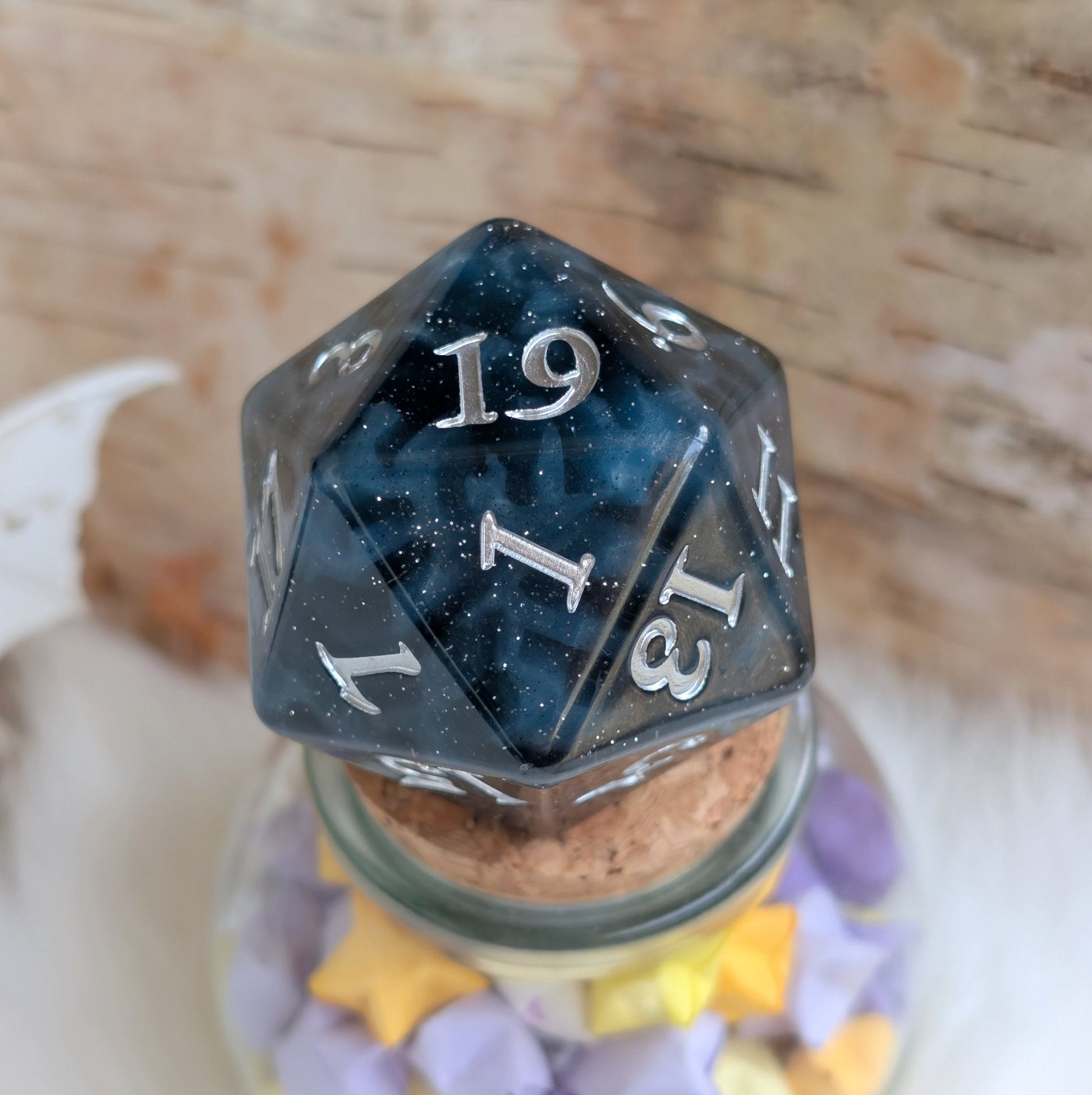 Mystic Mind - Black Blue Large D20 Dice Fennek and Finch