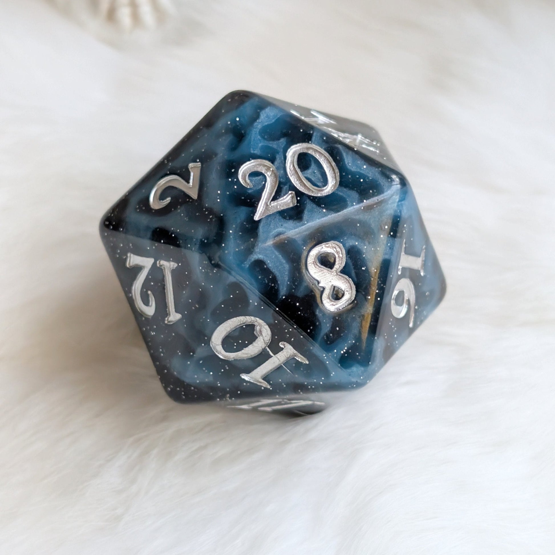 Mystic Mind - Black Blue Large D20 Dice Fennek and Finch