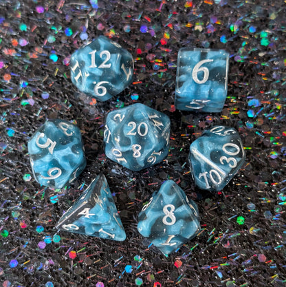 Mystic Mind - Black Blue Resin Dice Set (7-Piece) Dice Set Fennek and Finch