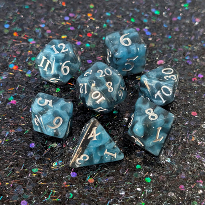 Mystic Mind - Black Blue Resin Dice Set (7-Piece) Dice Set Fennek and Finch