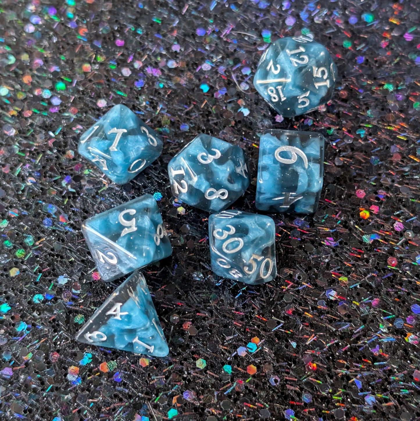 Mystic Mind - Black Blue Resin Dice Set (7-Piece) Dice Set Fennek and Finch