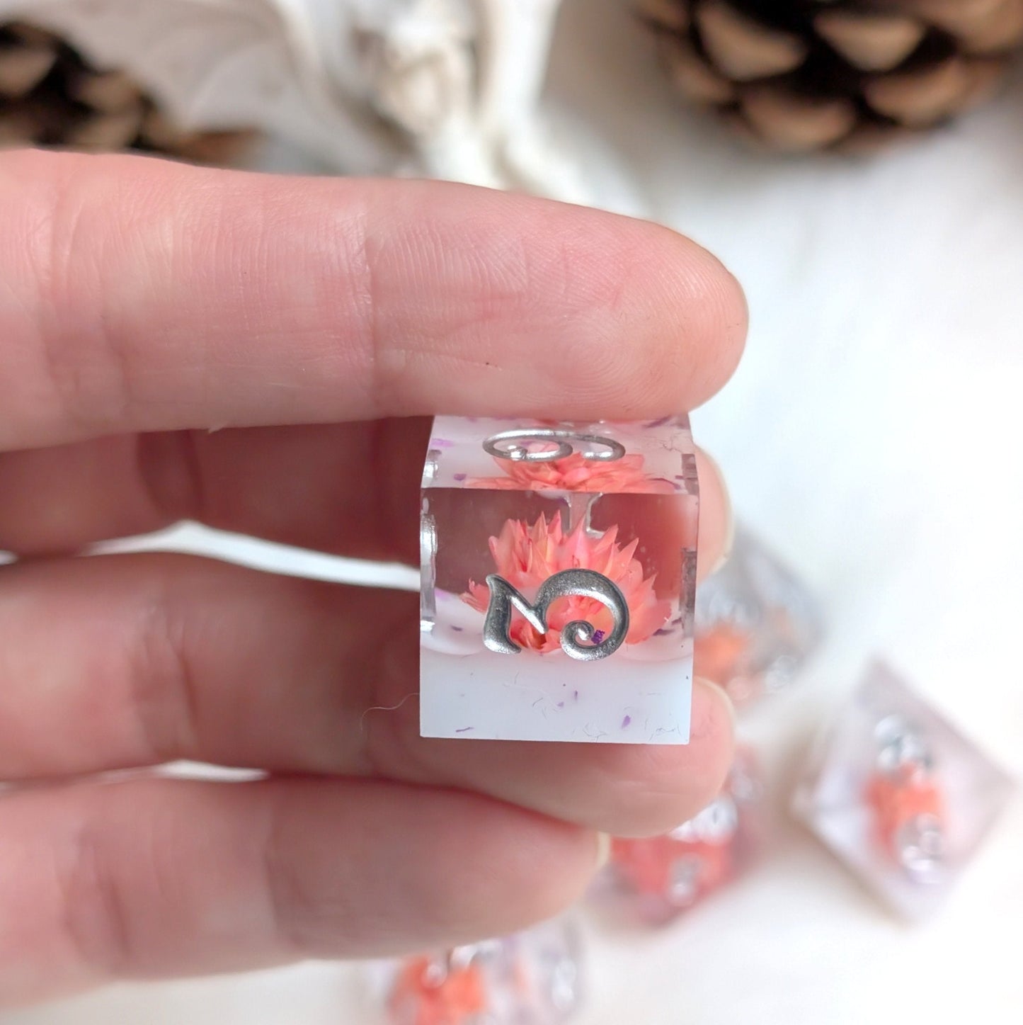 Peaches and Cream Dice Set – 7pc Floral Resin Dice - Fennek and Finch