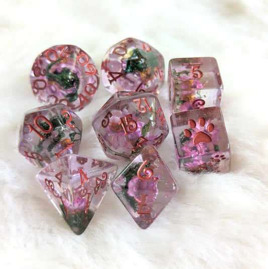Purple Flowers and Moss Dice Set – 8 - Piece Botanical DnD Dice with Paw D6 | Fennek & Finch - Fennek and Finch
