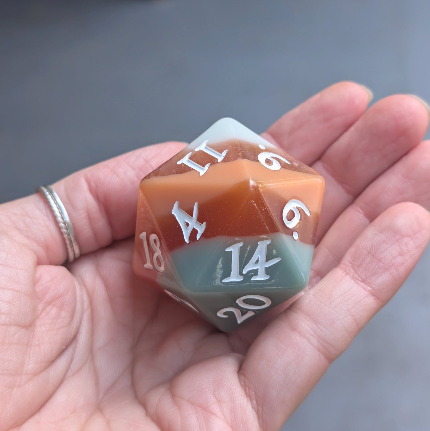 Horizons - Layered Earth Tone Large D20