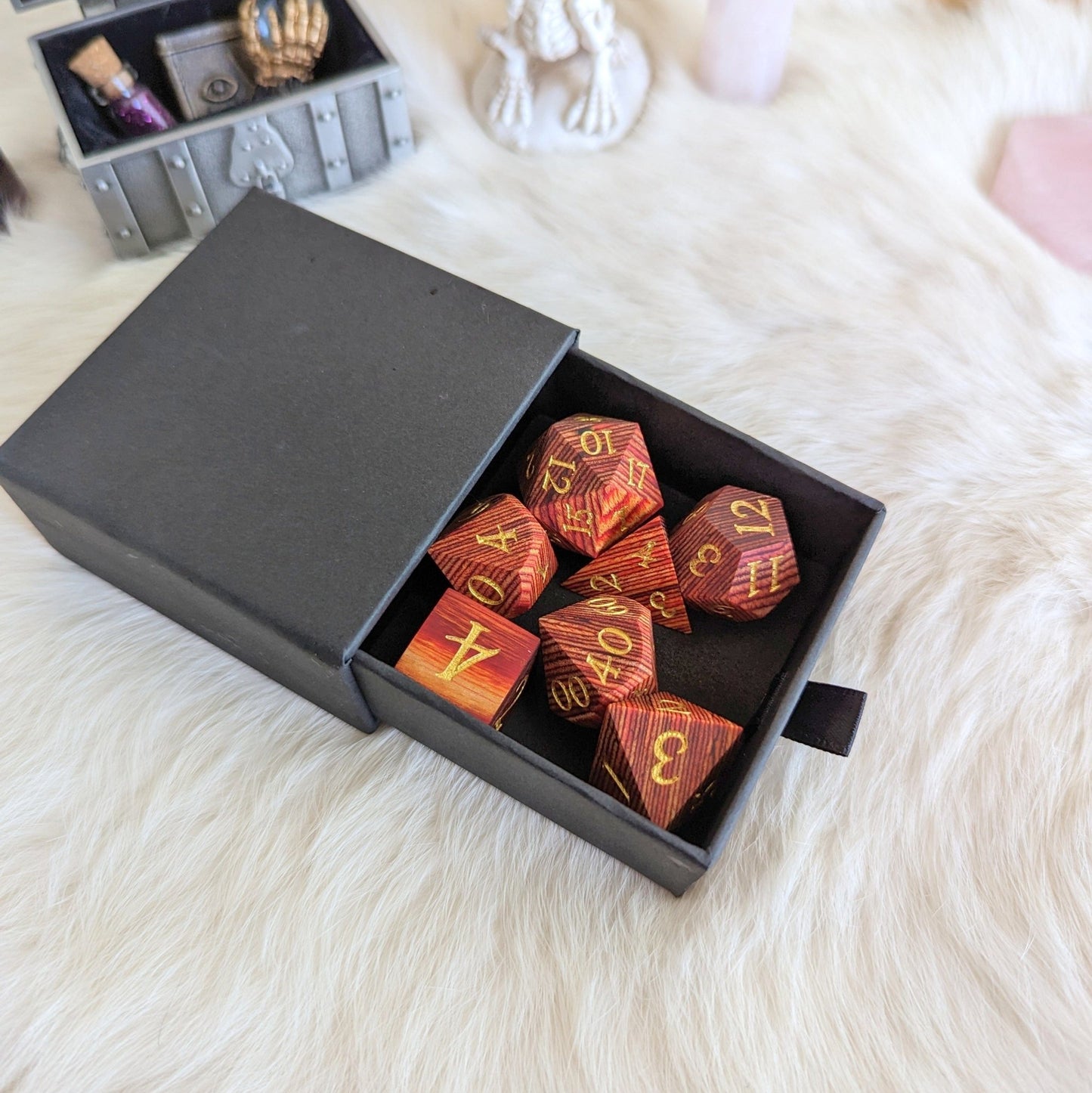 Red and Brown Stripe Wood Dice Set – 7 - Piece Layered Wooden DnD Dice | Fennek & Finch - Fennek and Finch