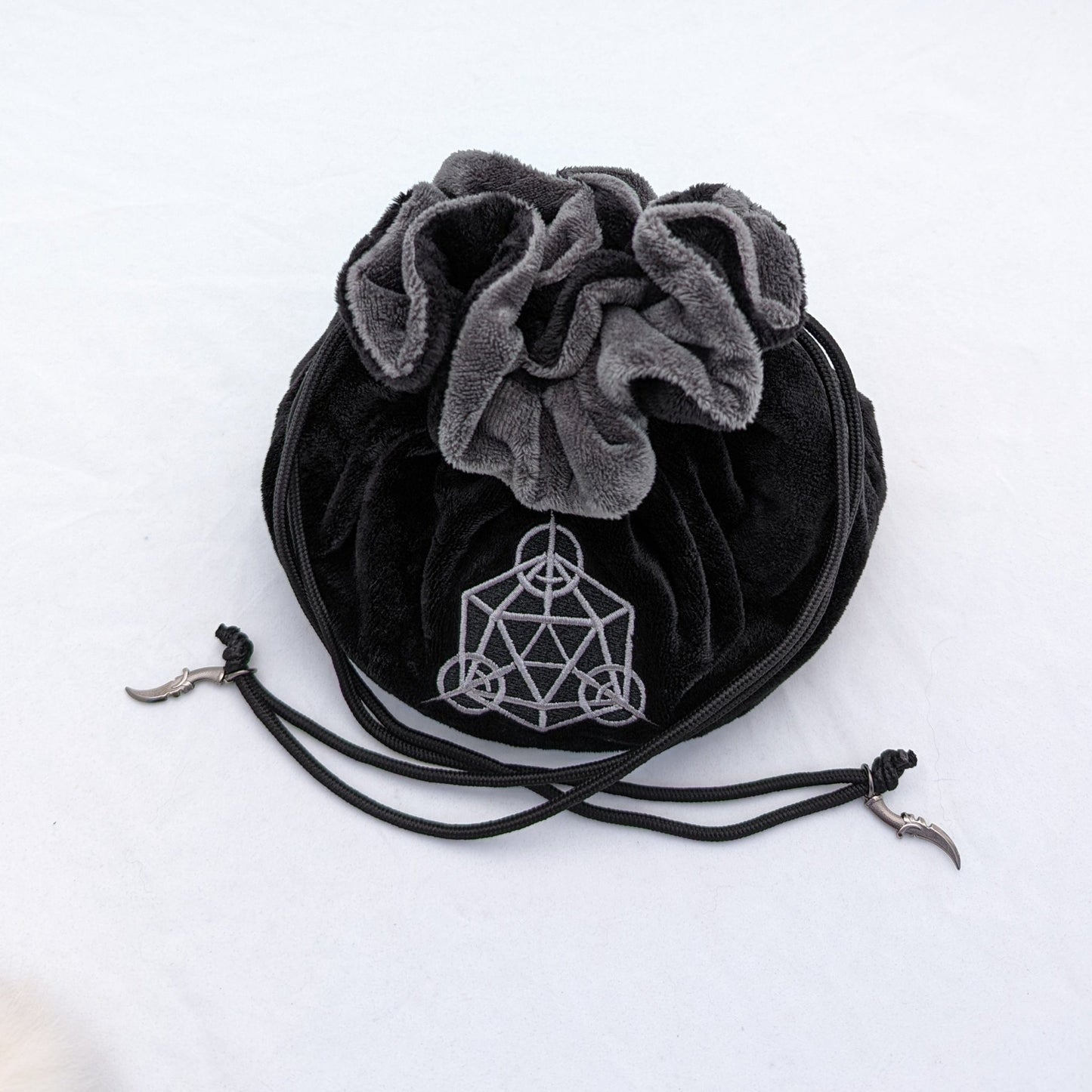 Rogue Dice Bag – Multi - Pocket Black Grey Velvet Pouch with Daggers | Fennek & Finch - Fennek and Finch