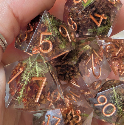 Sparkling Casuarina Seeds of Change Dice Set – Botanical Resin with Copper | Fennek & Finch - Fennek and Finch