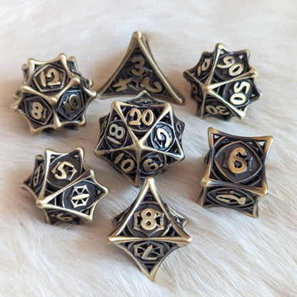 Spider Web Hollow Metal Dice Set – Geometric Design in Copper, Bronze, Silver & Black Dice sets Fennek and Finch Bronze