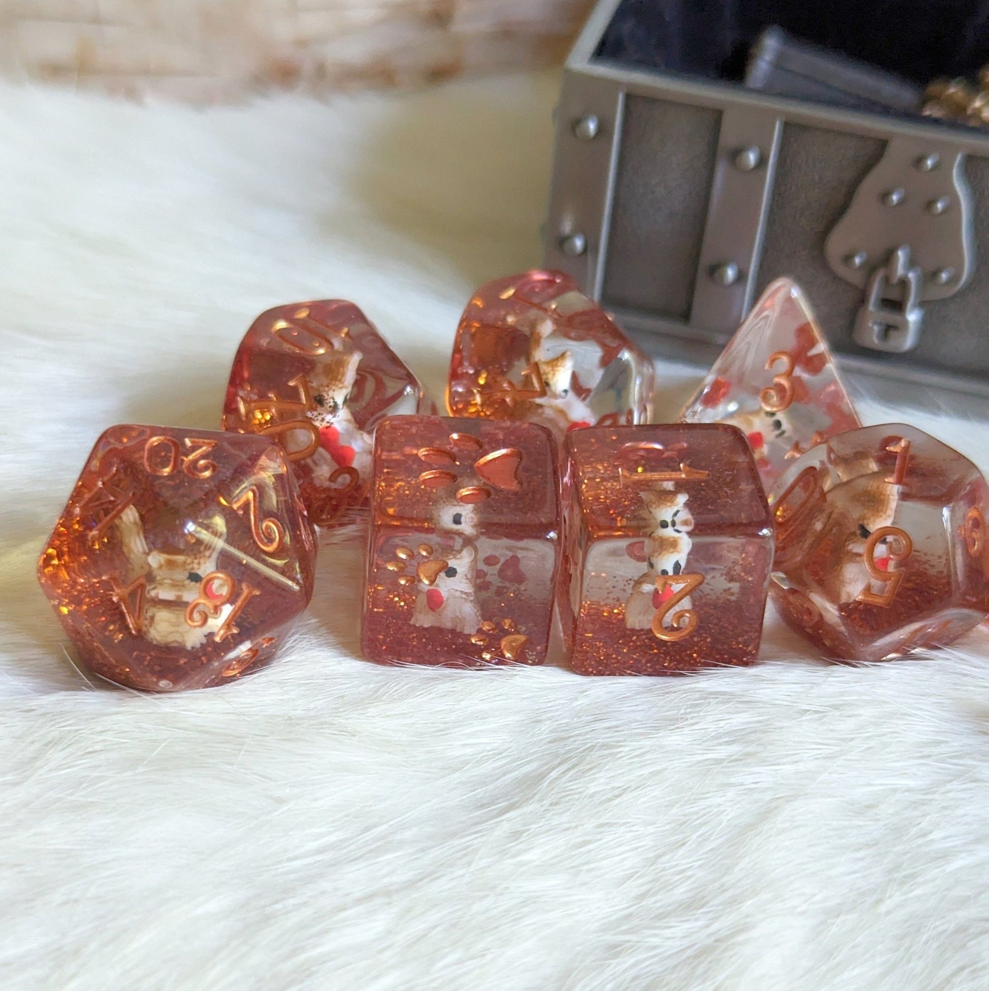 Squirrel Dice Set – 8 - Piece Animal DnD Dice with Paw D6 | Fennek & Finch - Fennek and Finch