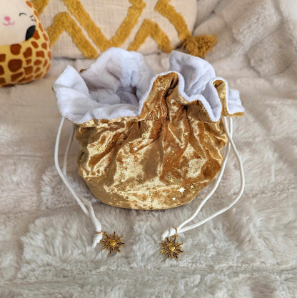 Starry Gold Dice Bag – Multi-Pocket Velvet Pouch with Gold Stars | Fennek & Finch Fennek and Finch