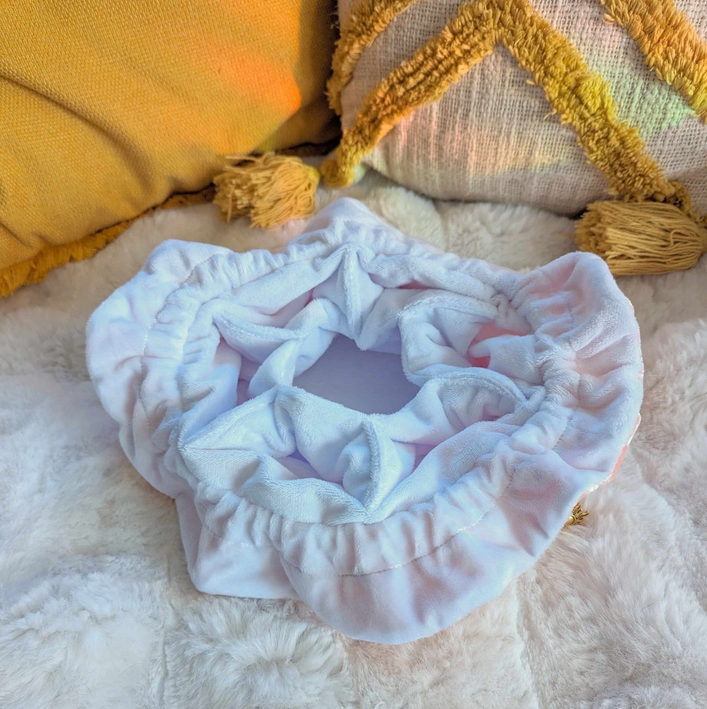 Starry Pink Dice Bag – Multi - Pocket Velvet Pouch with Gold Stars | Fennek & Finch - Fennek and Finch