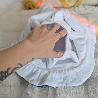 Starry Teal Dice Bag – Multi-Pocket Velvet Pouch with Gold Stars | Fennek & Finch Fennek and Finch