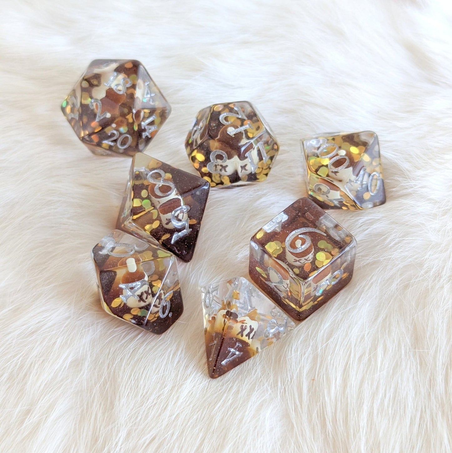 Tavern Quest Dice Set – 7 - Piece Brown Gold Coin DnD Dice | Fennek & Finch - Fennek and Finch