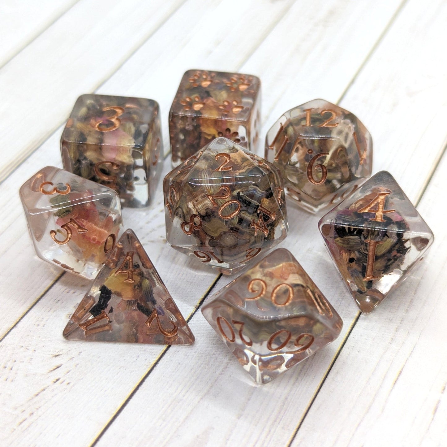 Tea Rose Petals Lavender Dice Set – 8 - Piece with Real Botanicals | Fennek & Finch - Fennek and Finch