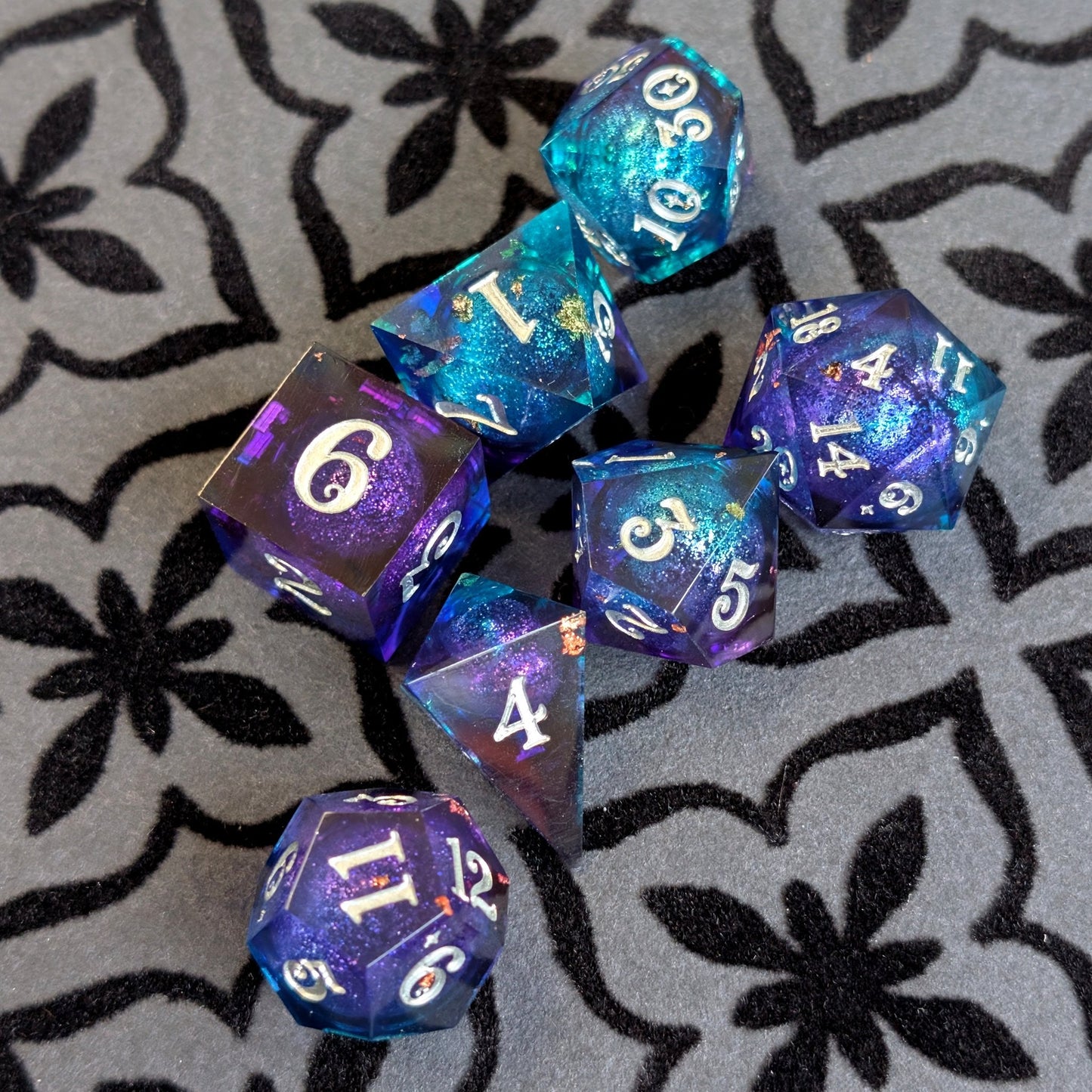 Twilight Liquid Core Dice Set – 7pc Sharp Edge with Crystal D4 - Fennek and Finch