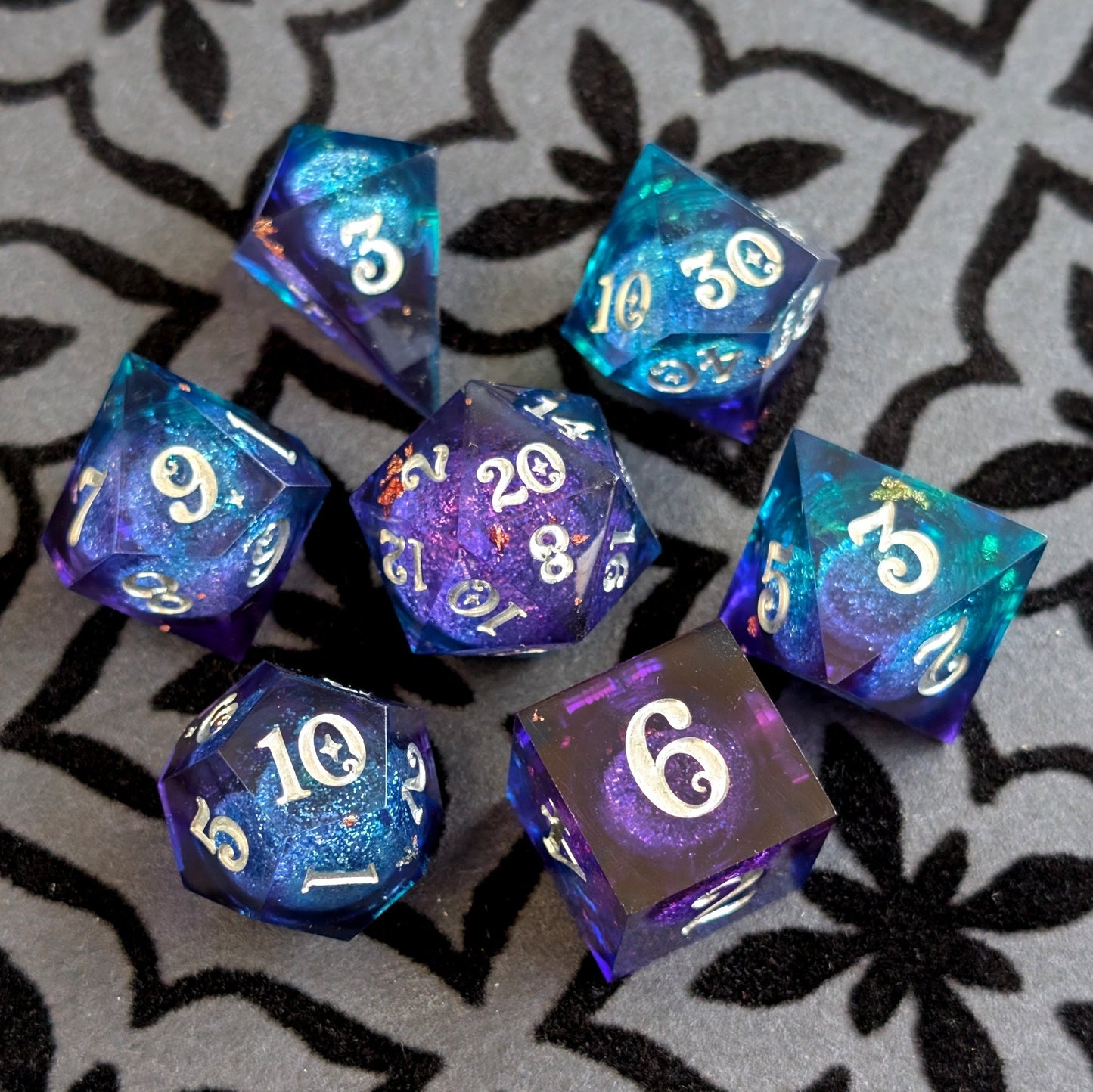 Twilight Liquid Core Dice Set – 7pc Sharp Edge with Crystal D4 - Fennek and Finch