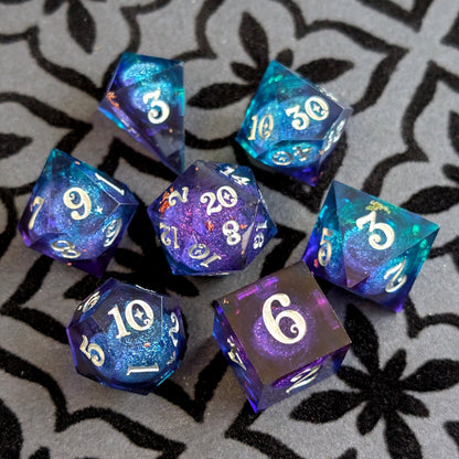 Twilight Liquid Core Dice Set – 7pc Sharp Edge with Crystal D4 - Fennek and Finch