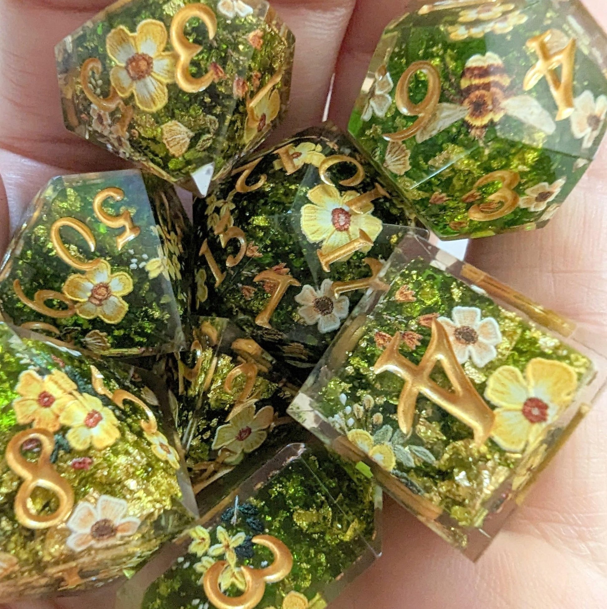 Verdant Sanctuary Dice Set – 7 - Piece Green Nature DnD Dice | Fennek & Finch - Fennek and Finch