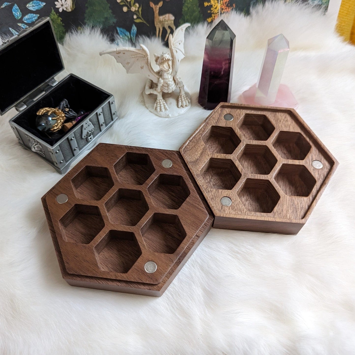 Walnut Wood Dice Box – D20 Roses Cat Design 4.2" x 4" x 1.4" Magnetic - Fennek and Finch