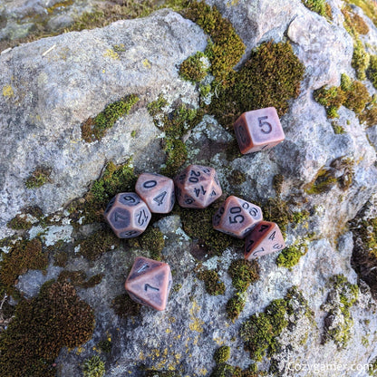 Aged Leather Dice Set – 7-Piece Matte Brown Pastel Polished Resin DnD Dice Dice sets Fennek and Finch