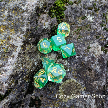 Arrow Shift Dice Set – 7 - Piece Clear Green Ink Suspended Acrylic DnD Dice - Fennek and Finch
