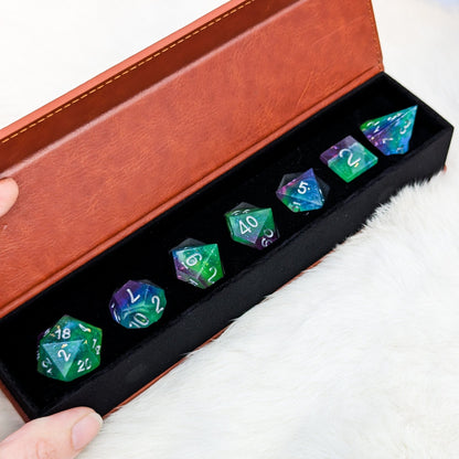 Aurora Sharp Edge Dice Set – 7 - Piece Purple Blue Green Borealis DnD Dice - Fennek and Finch