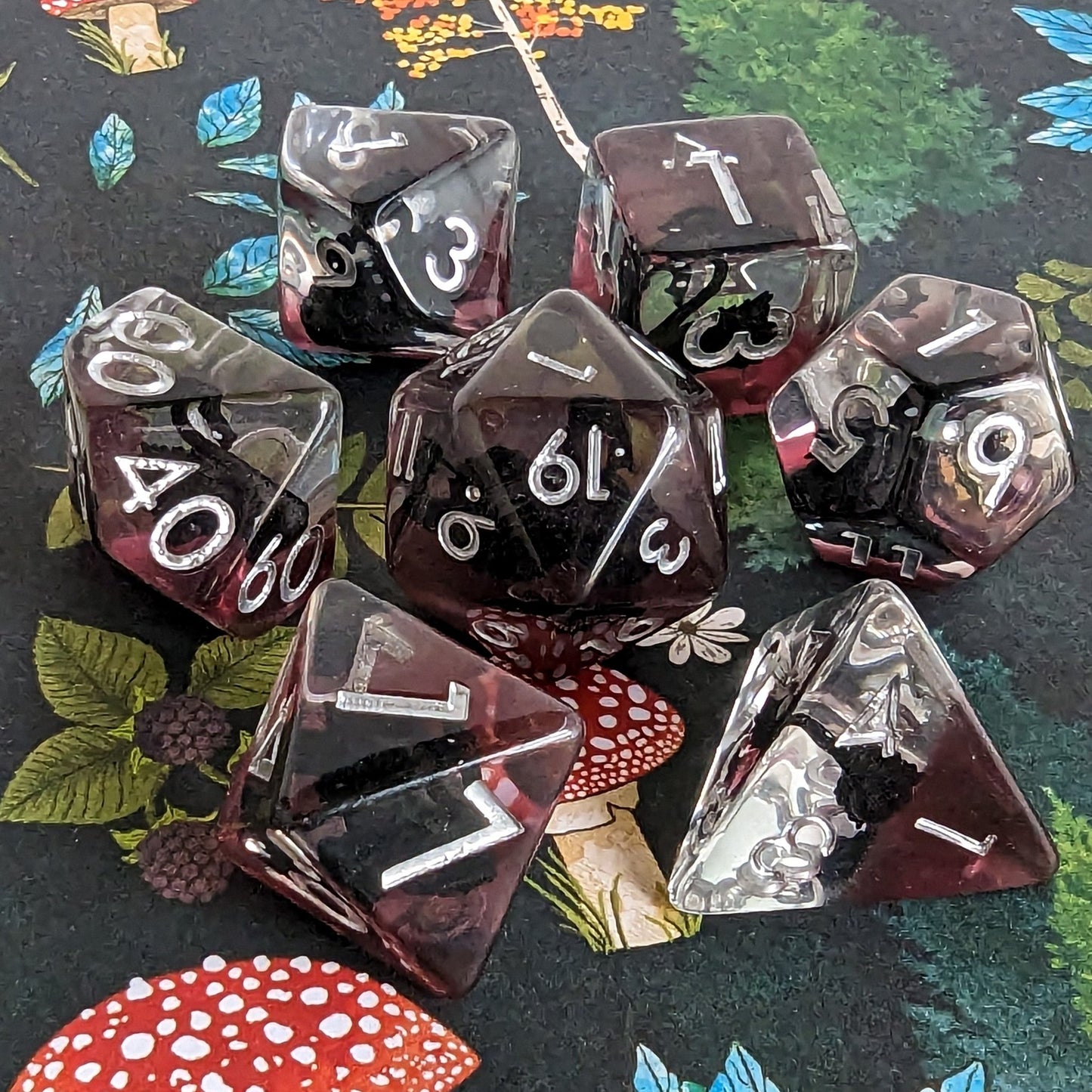 Black Swan DnD Dice Set – 7 - Piece Purple Resin Swan Inclusion Dice - Fennek and Finch