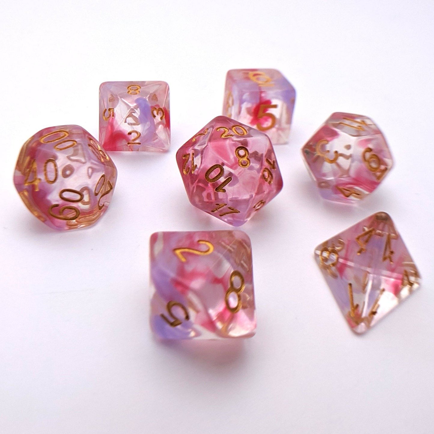 Bleeding Heart Dice Set – 7-Piece Translucent Purple Pink Ink Swirls Resin DnD Dice sets Fennek and Finch
