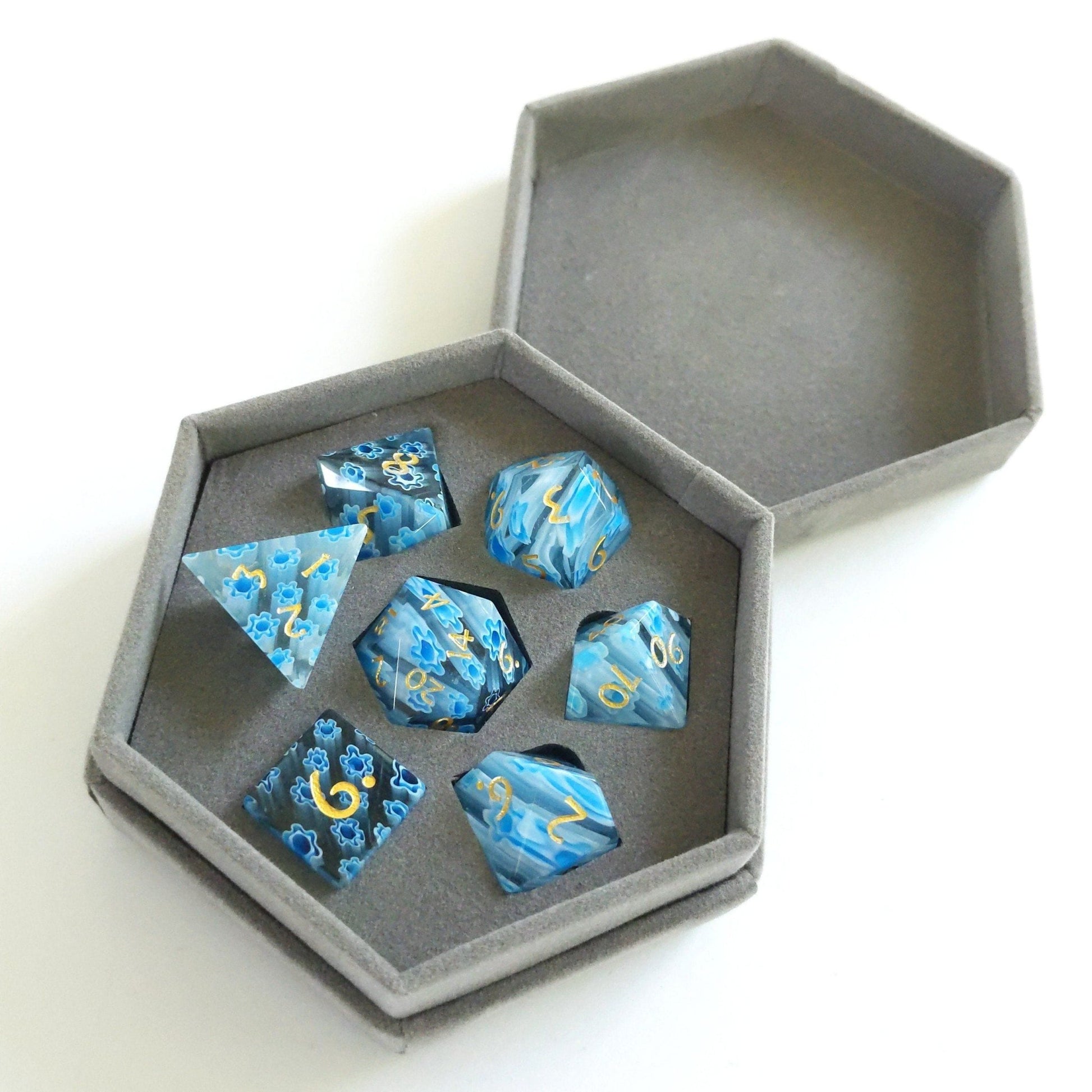 Blue Flower Glass Dice Set – 7-Piece Gemstone Floral DnD Dice Dice sets Fennek and Finch