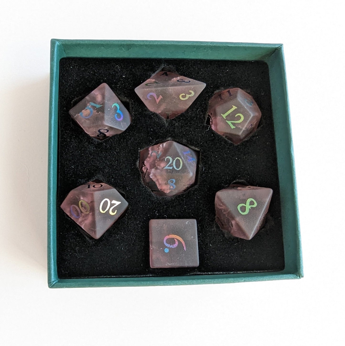 Burgundy Crackled Glass Dice Set – 7 - Piece Real Glass DnD Dice | Fennek & Finch - Fennek and Finch