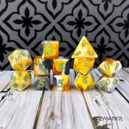 Calico Cat Dice Set – 8 - Piece Marbled Orange Black White | Fennek & Finch - Fennek and Finch