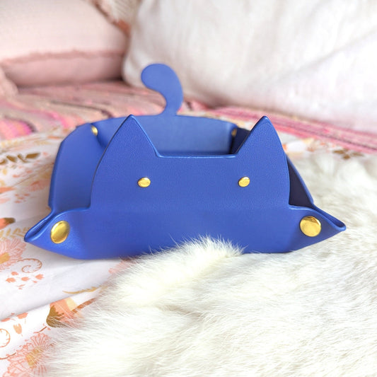 Cat Dice Tray in Indigo | Foldable PU Leather Rolling Tray for DnD Dice Bags & Accessories Fennek and Finch