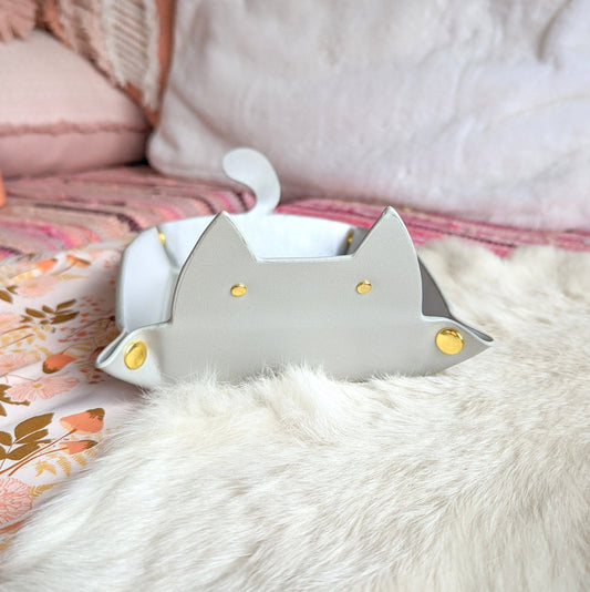 Cat Dice Tray in Silver | Foldable PU Leather Rolling Tray for DnD Dice Bags & Accessories Fennek and Finch