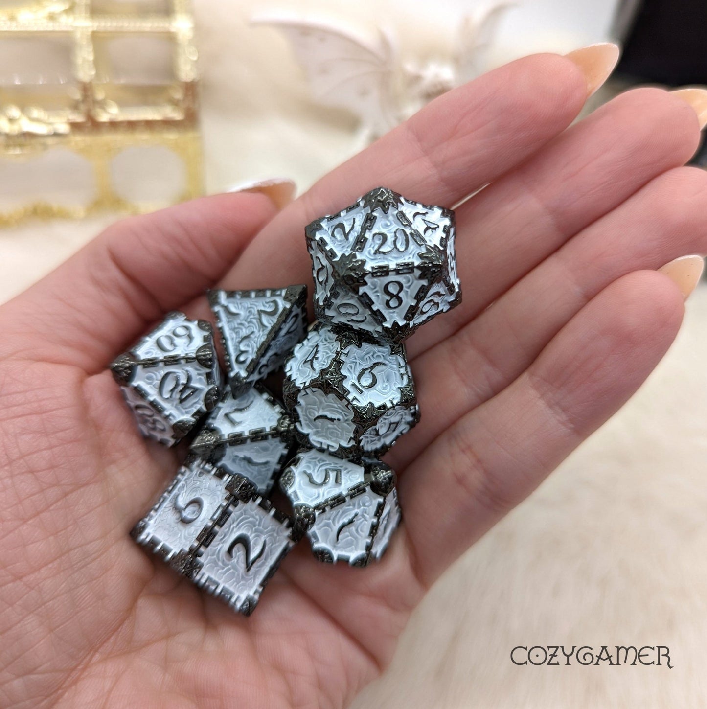 Cloud Dagger Metal Dice Set – 7-Piece Black White DnD Dice Dice sets Fennek and Finch