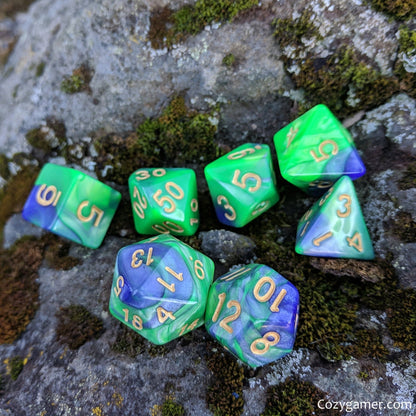 Dragon Dice Set – 7-Piece Marbled Pearly Green Purple Acrylic DnD Dice Dice sets Fennek and Finch