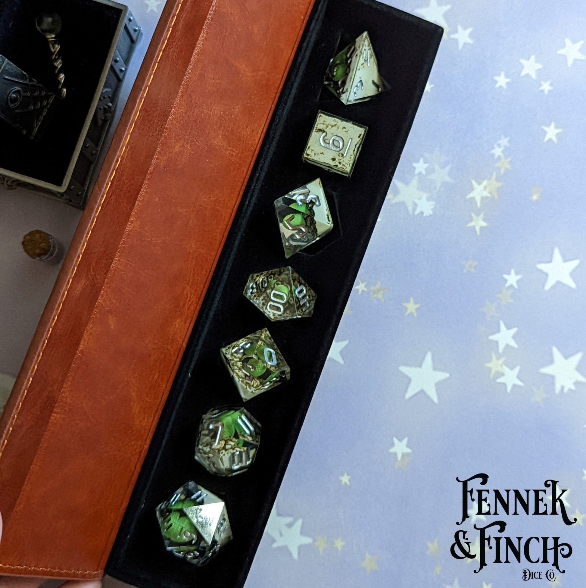 Dragon Egg Sharp Edge Dice Set – 7 - Piece Green Egg DnD Dice - Fennek and Finch