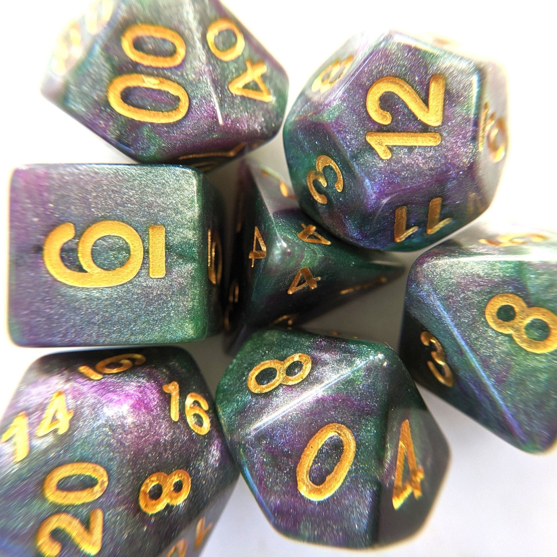 Enchanted Forest Dice Set – Deep Green & Purple with Micro Shimmer Glitter - Fennek and Finch