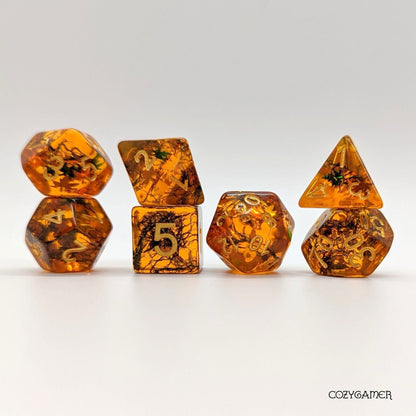Falling Leaves Dice Set – 7 - Piece Autumn DnD Dice | Fennek & Finch - Fennek and Finch