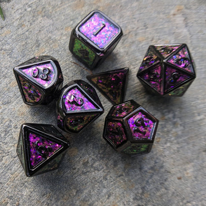 Glittering Magenta Green Metal Dice Set – Color Shift with Black Trim - Fennek and Finch