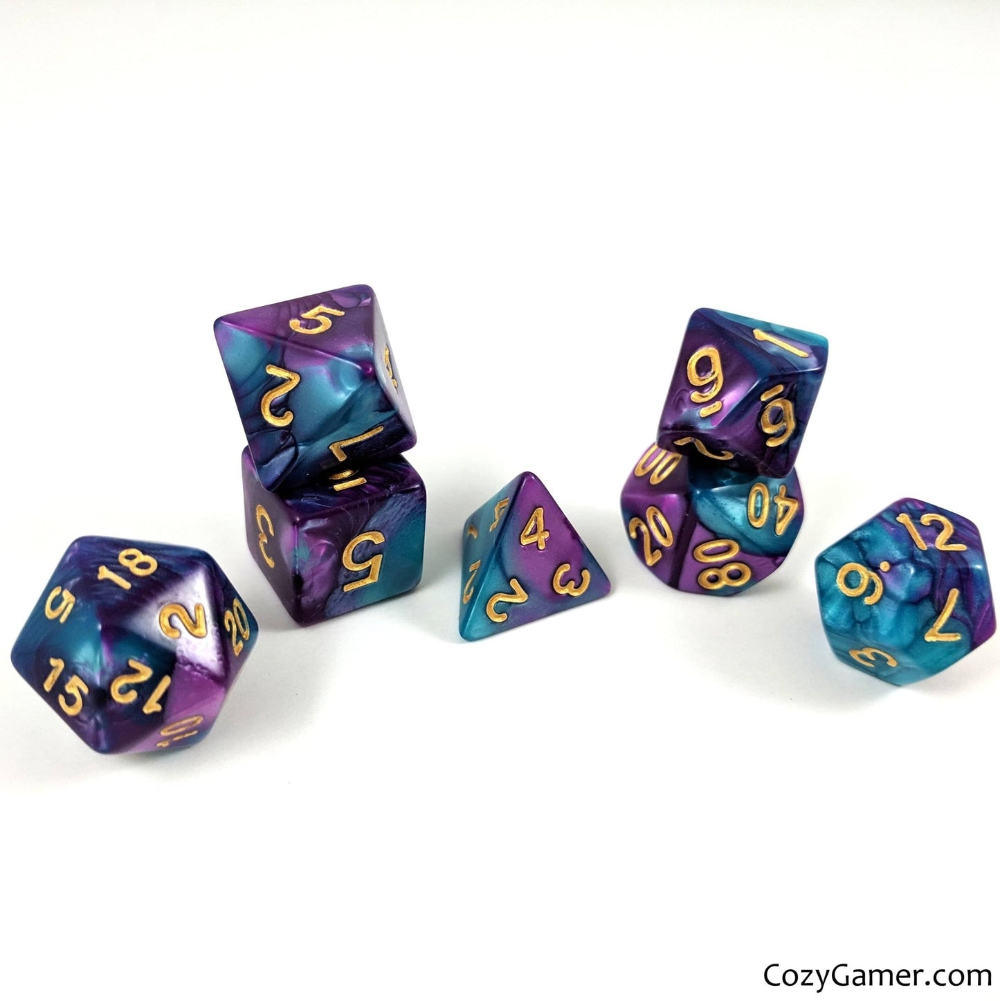 Guidance Dice Set – 7-Piece Pearly Blue Purple DnD Dice Gold Numbers Dice sets Fennek and Finch
