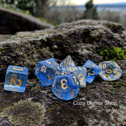 Ice Shift Dice Set – Clear with Suspended Blue Ink & Winter Magic Dice sets Fennek and Finch